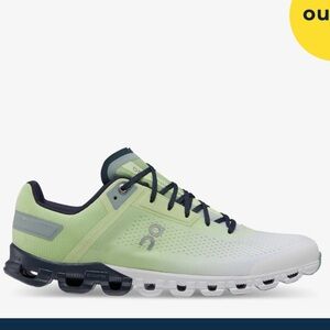 On Sneakers Cloudflow men’s size 10.5 eu44.5